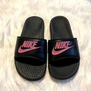 nike sandals